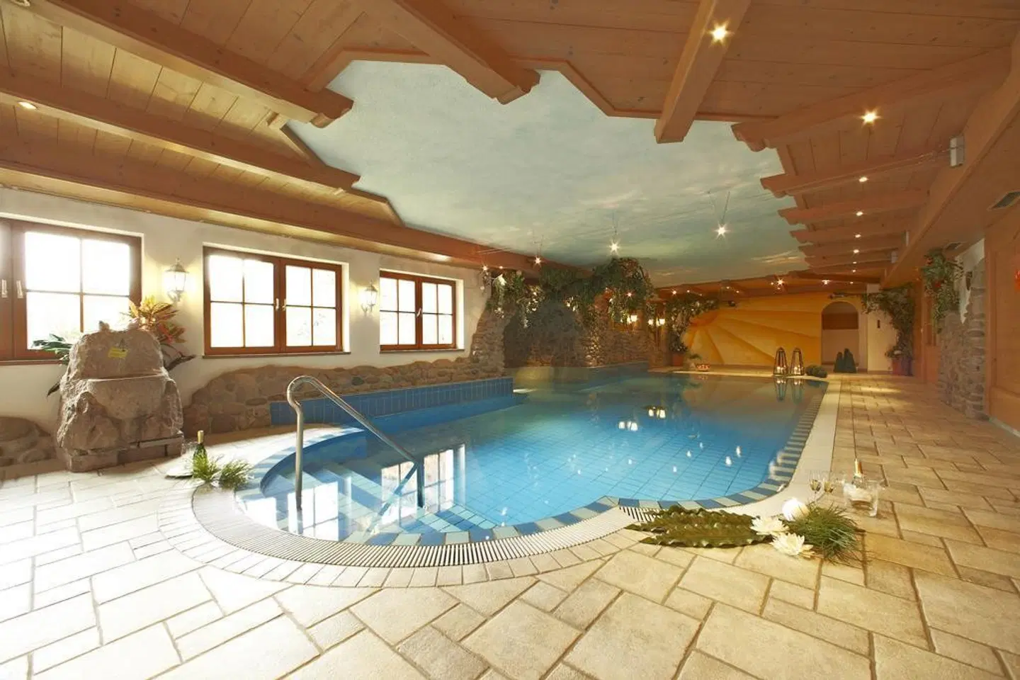 Biohotel Rastbichlhof Hallenbad