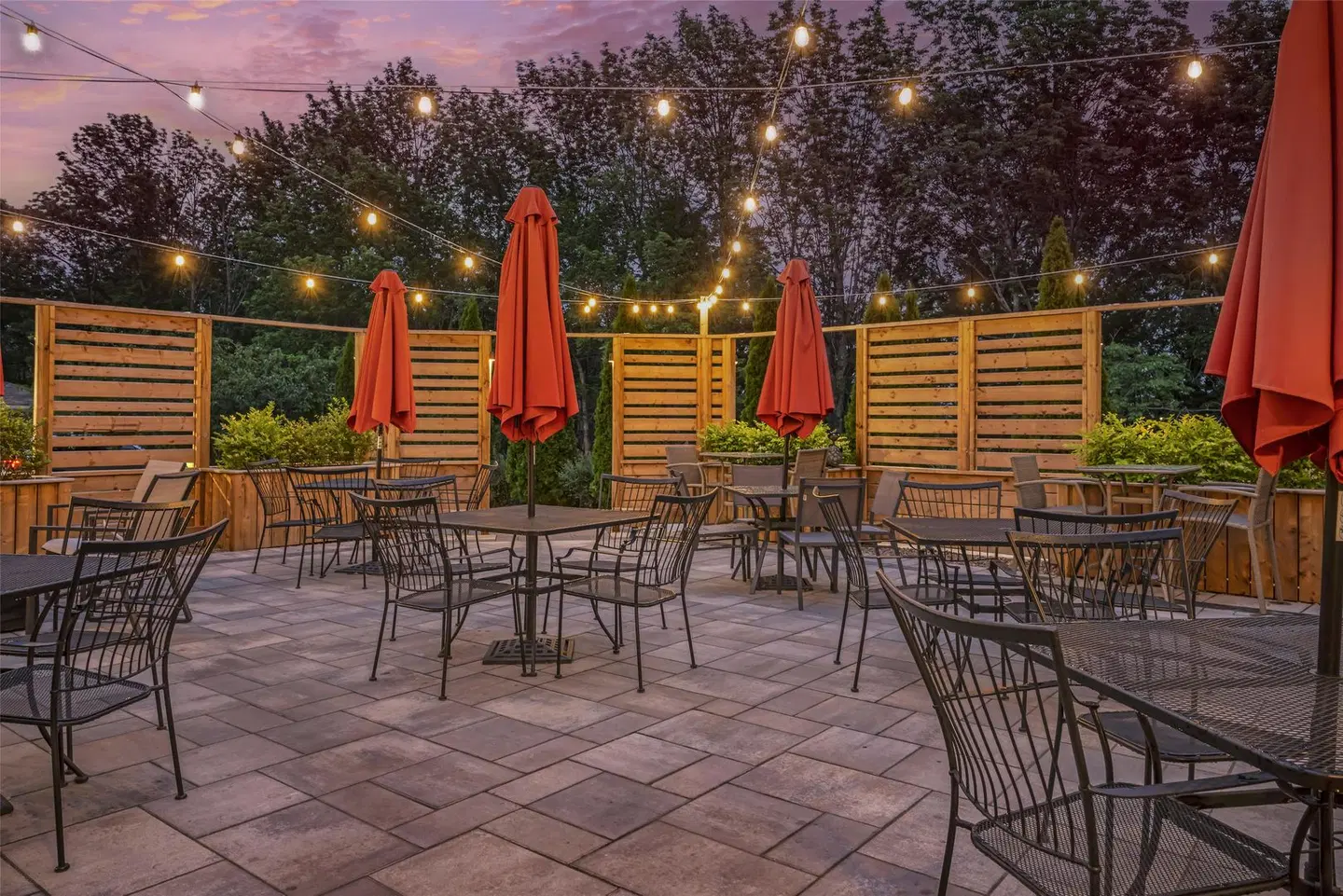 Best Western Plus Bridgewater Hotel & Convention Centre Terrasse