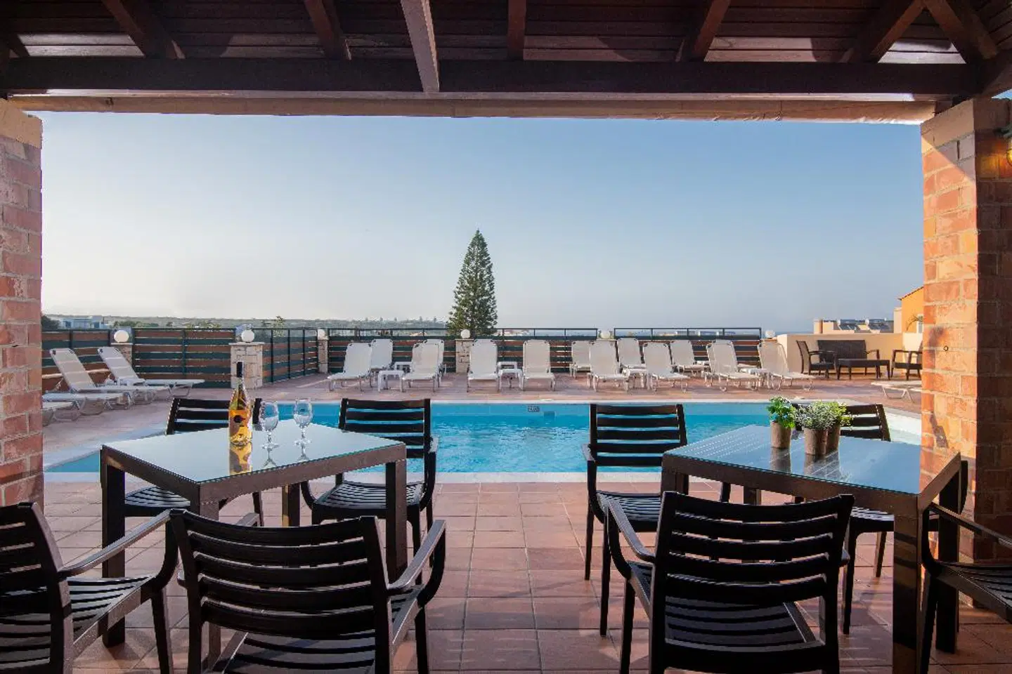 Golden Valantin Apartments Terrasse