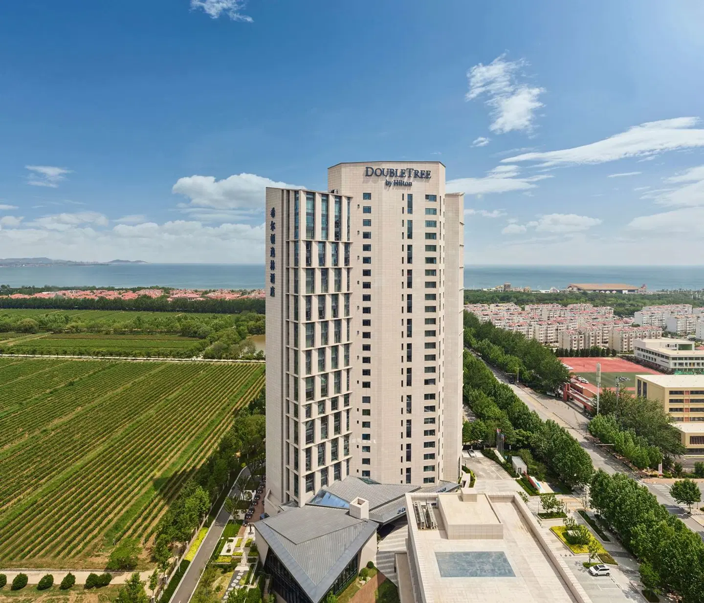 DoubleTree by Hilton Yantai Golden Coast Hotel & Suites Terrasse