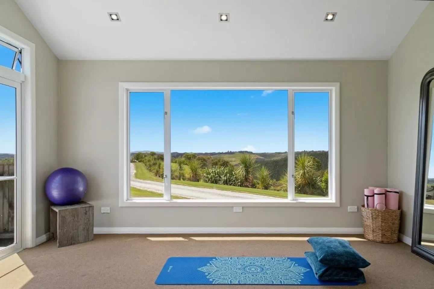 Woodhouse Mountain Lodge ROOM_EXAMPLE