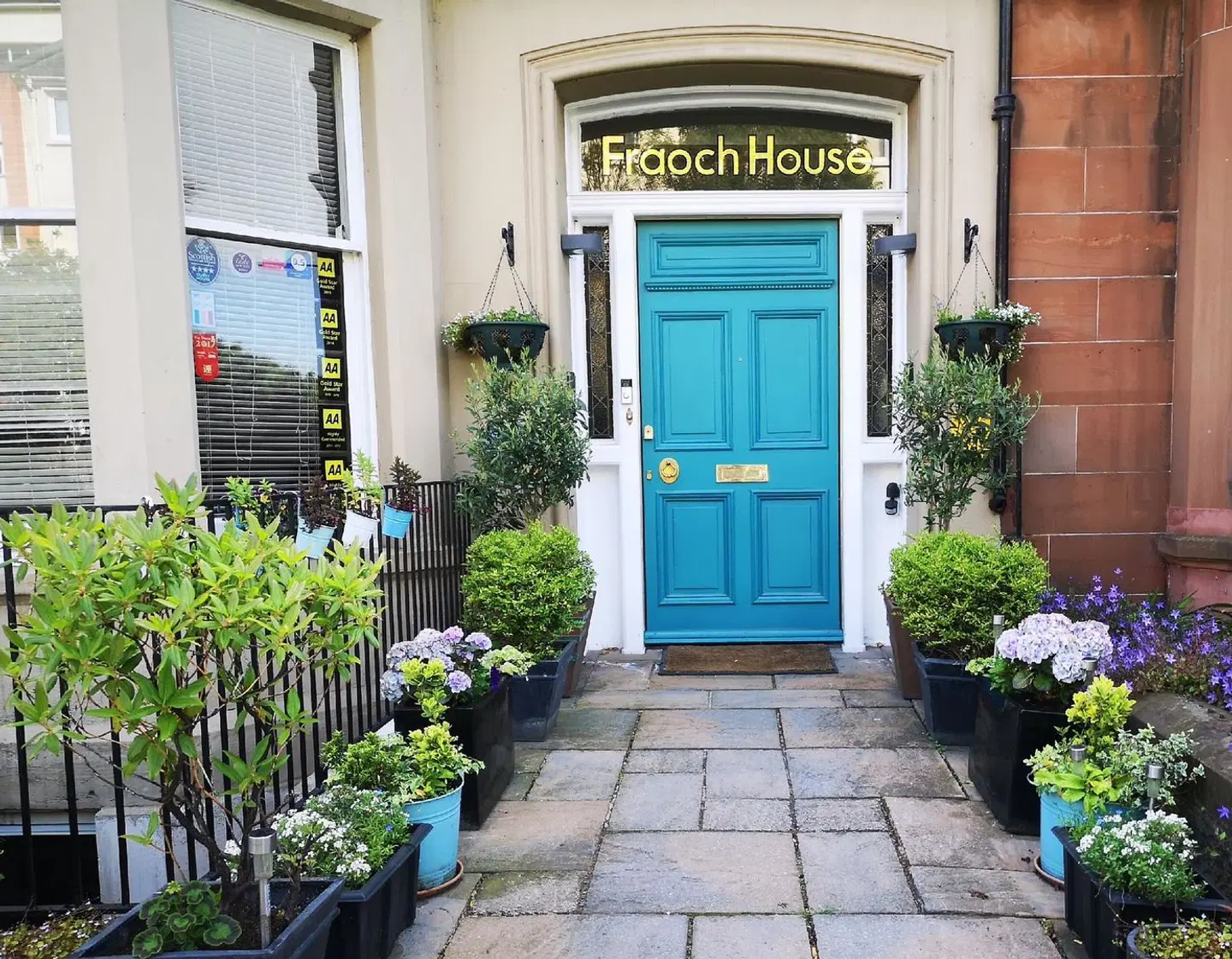 Fraoch House EXTERIOR
