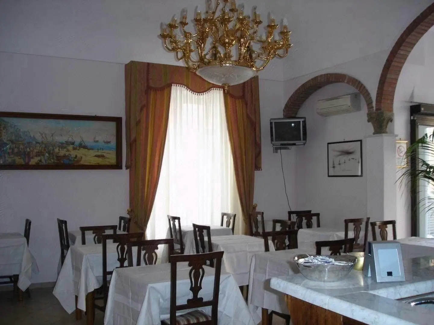 Hotel Fontana Restaurant