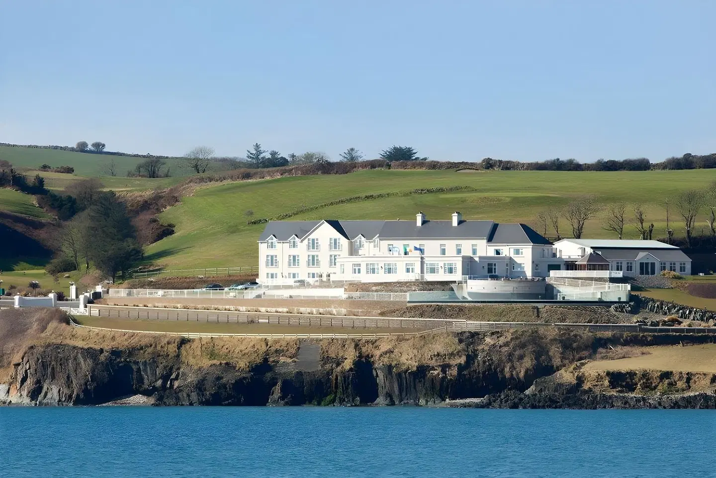 Dunmore House Hotel EXTERIOR
