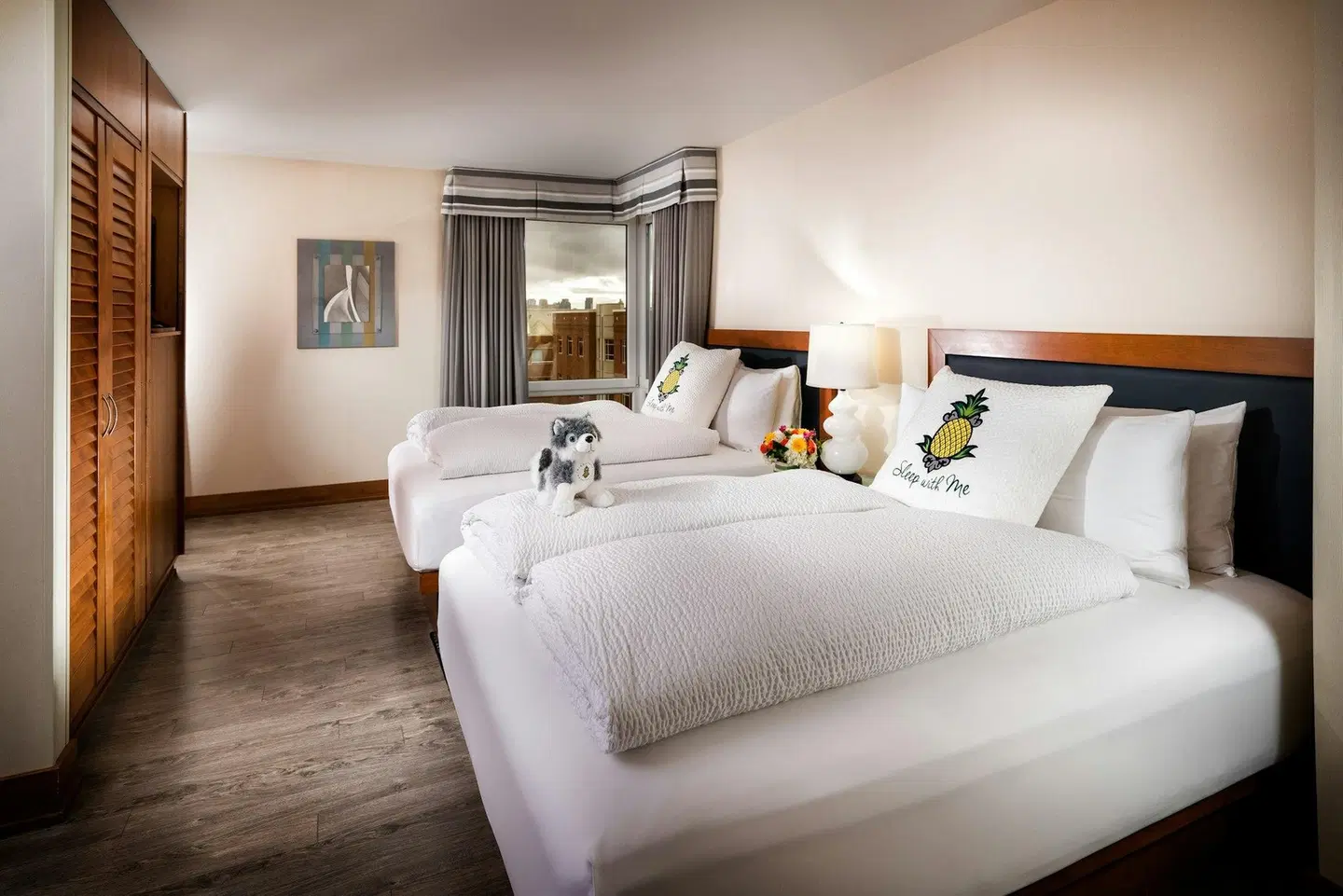 Watertown Hotel Seattle ROOM_EXAMPLE