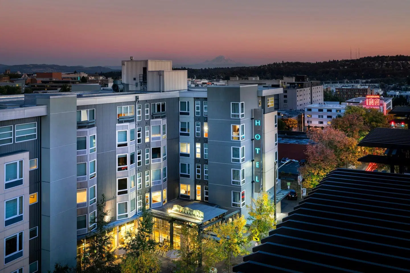 Watertown Hotel Seattle EXTERIOR