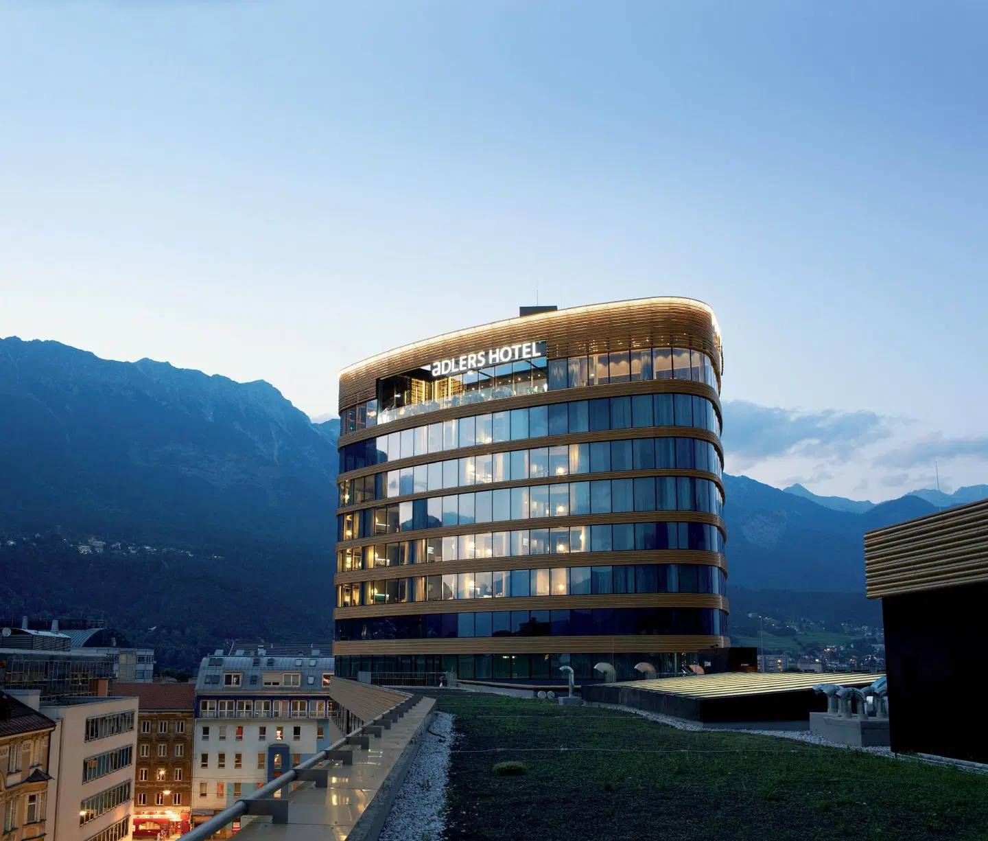 aDLERS Lifestyle-Hotel EXTERIOR