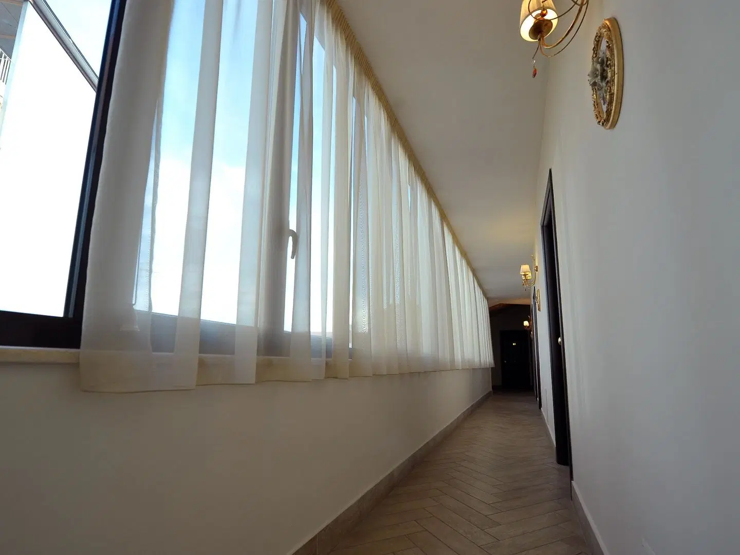 Barbato ROOM_EXAMPLE