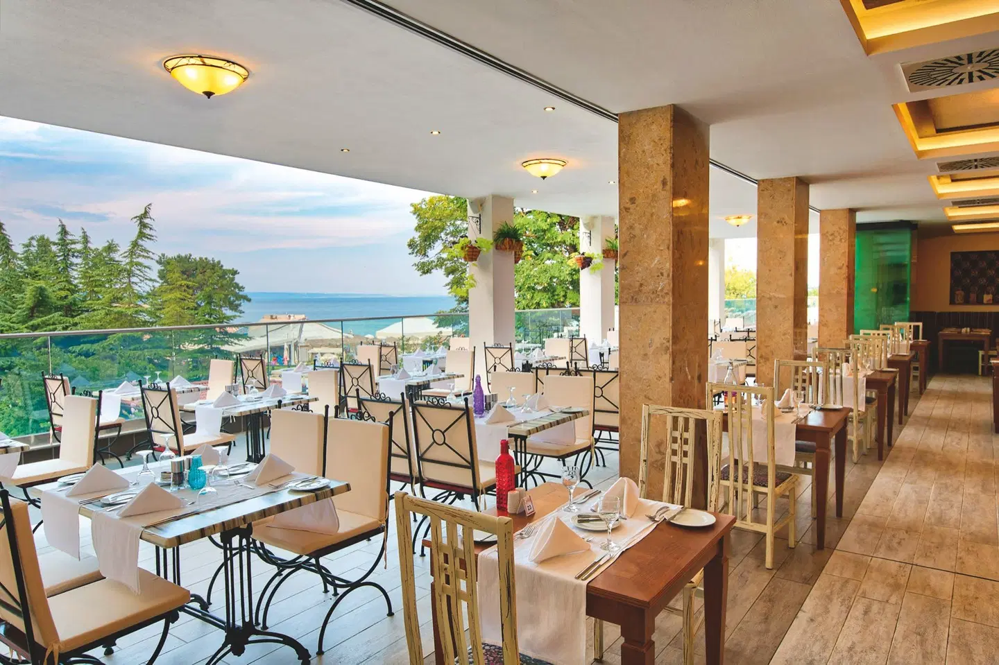 GRIFID Metropol RESTAURANT