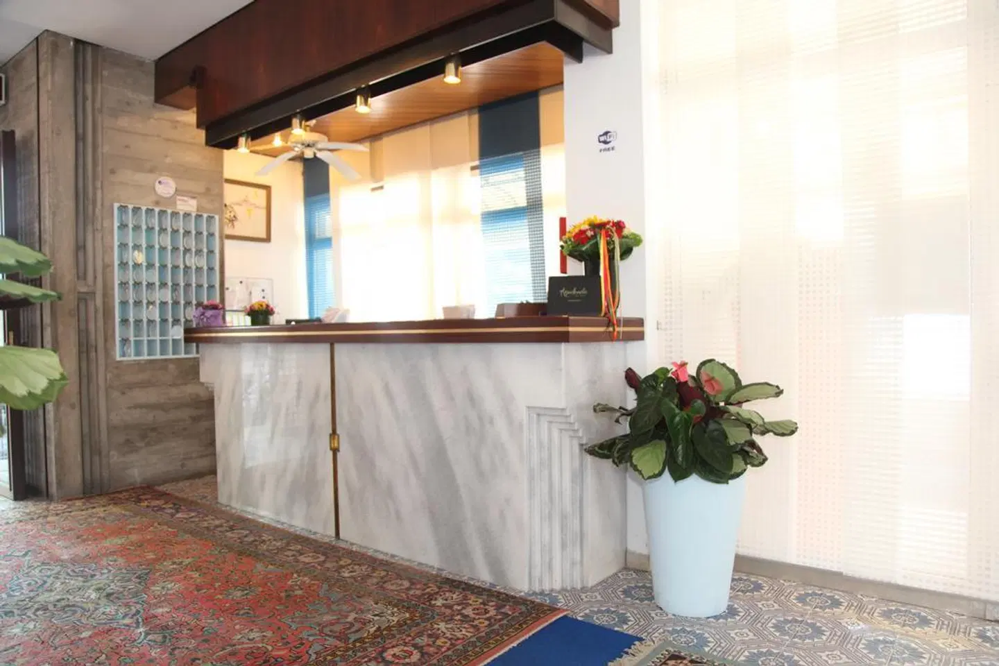 Bettina LOUNGE_LOBBY