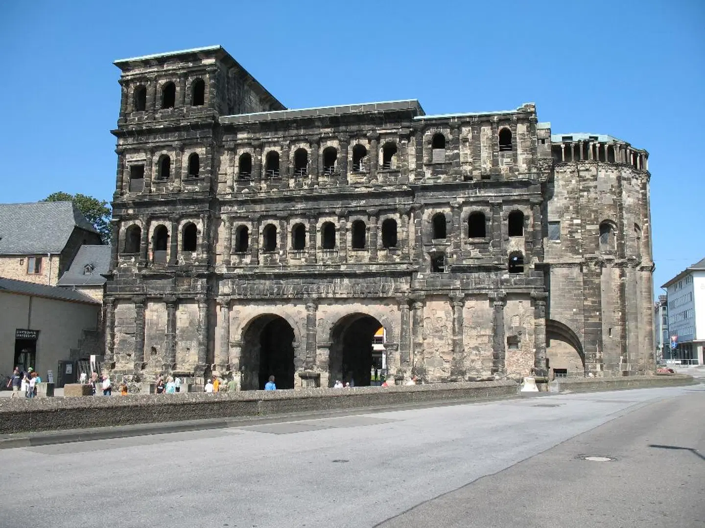 Constantin EXTERIOR