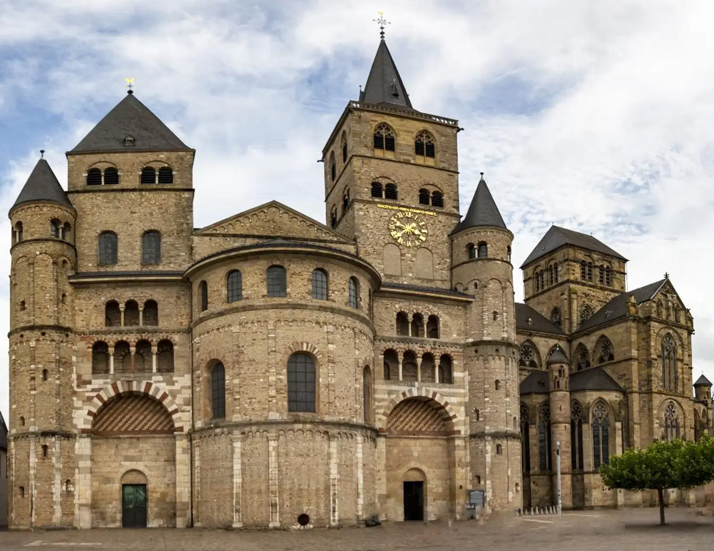 Constantin EXTERIOR