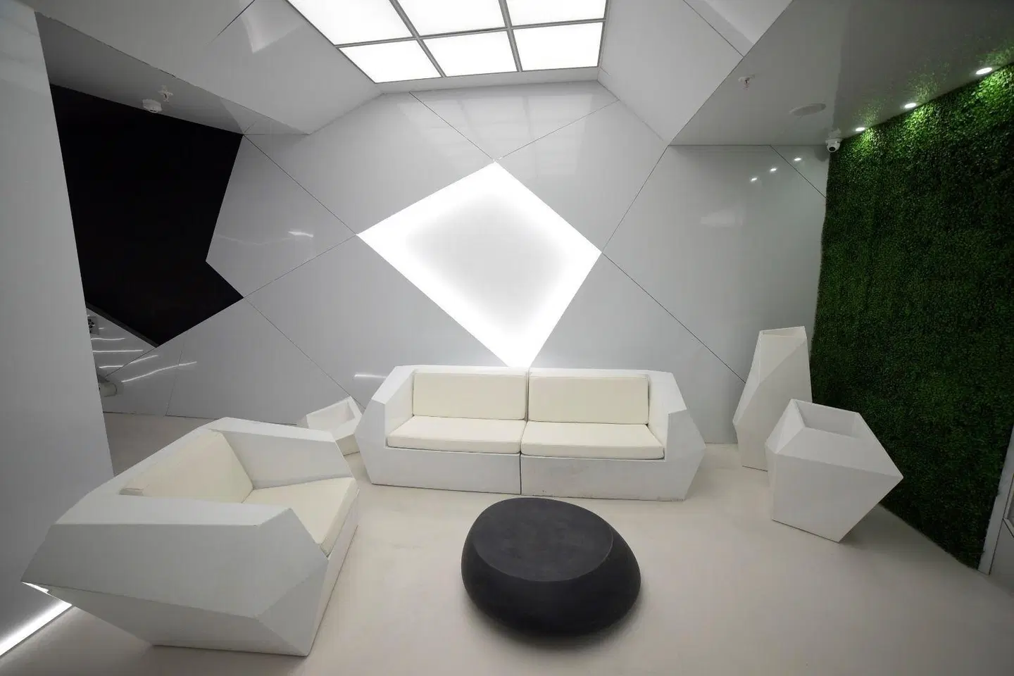 Optimi Rooms LOUNGE_LOBBY