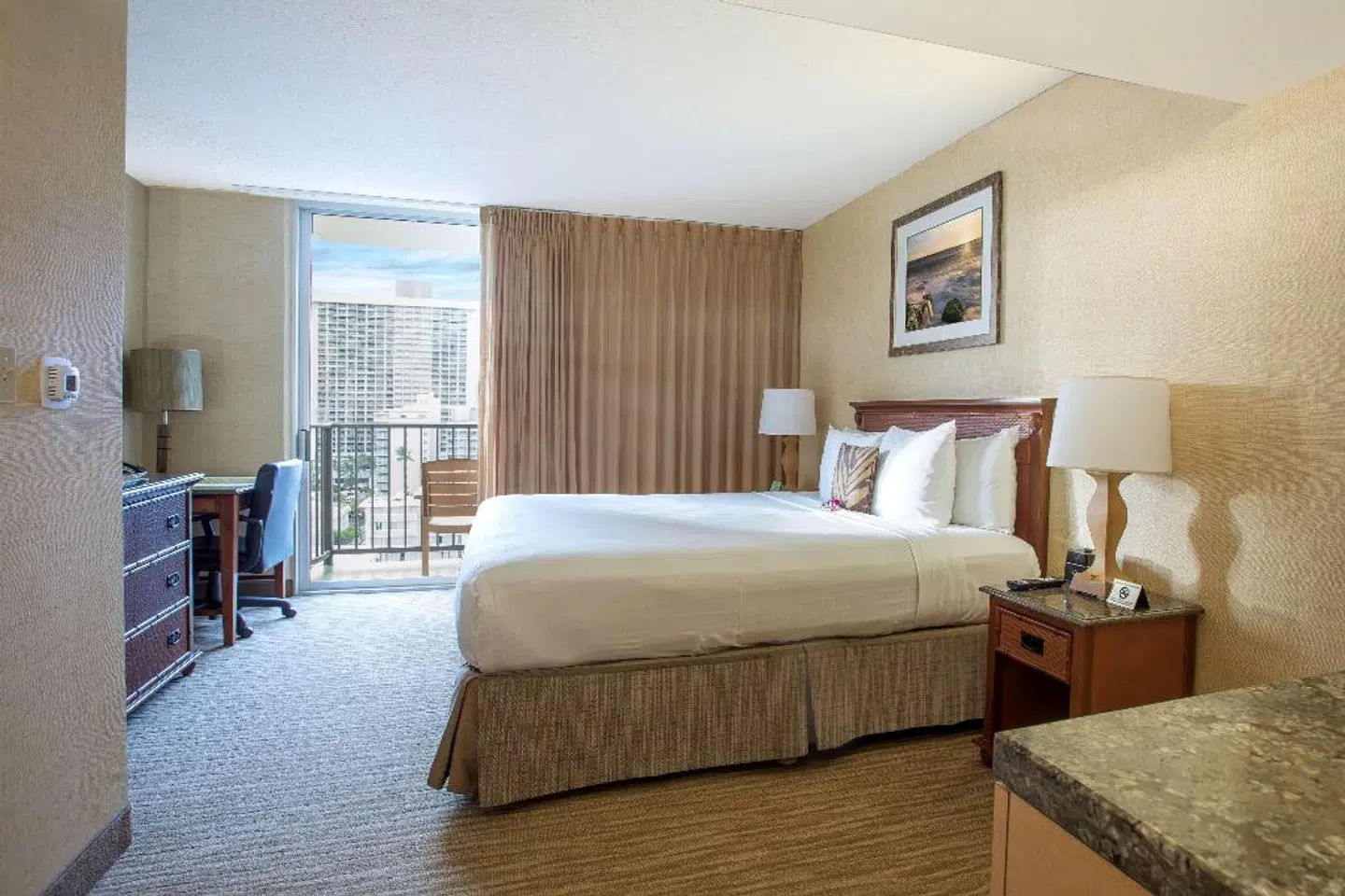 Waikiki Resort Hotel ROOM_EXAMPLE