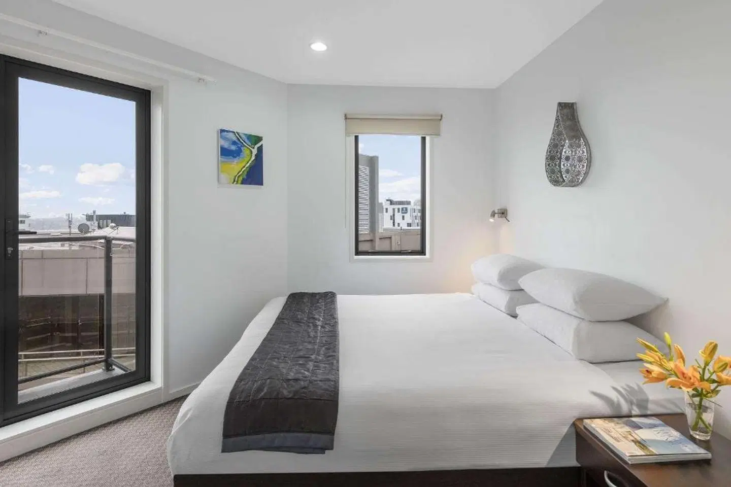 Waldorf St Martins Apartments Hotel ROOM_EXAMPLE