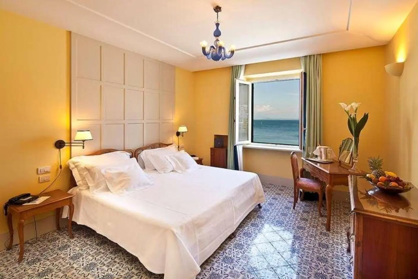 L'Albergo Della Regina Isabella ROOM_EXAMPLE