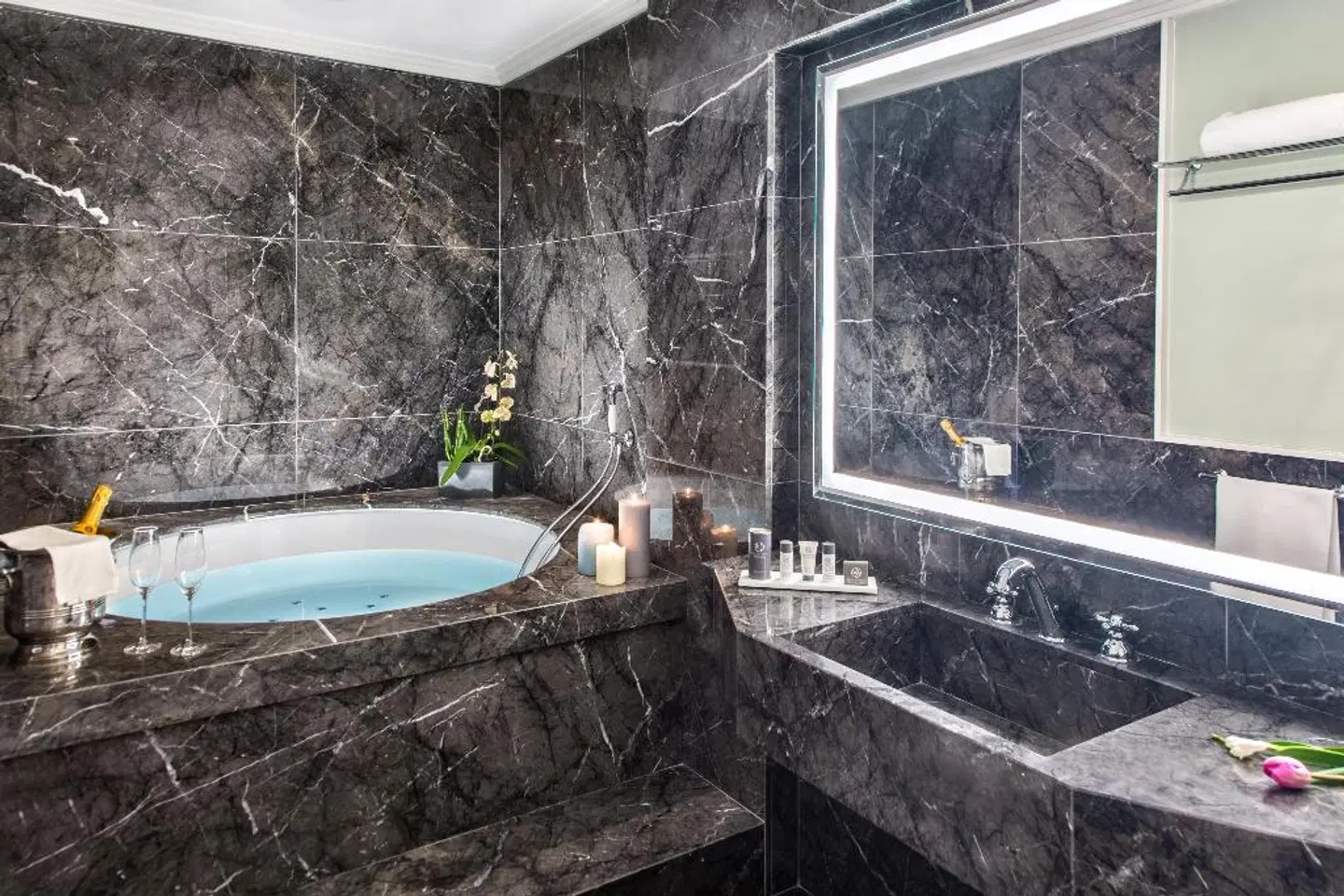 Grand Hotel Santa Lucia Badezimmer
