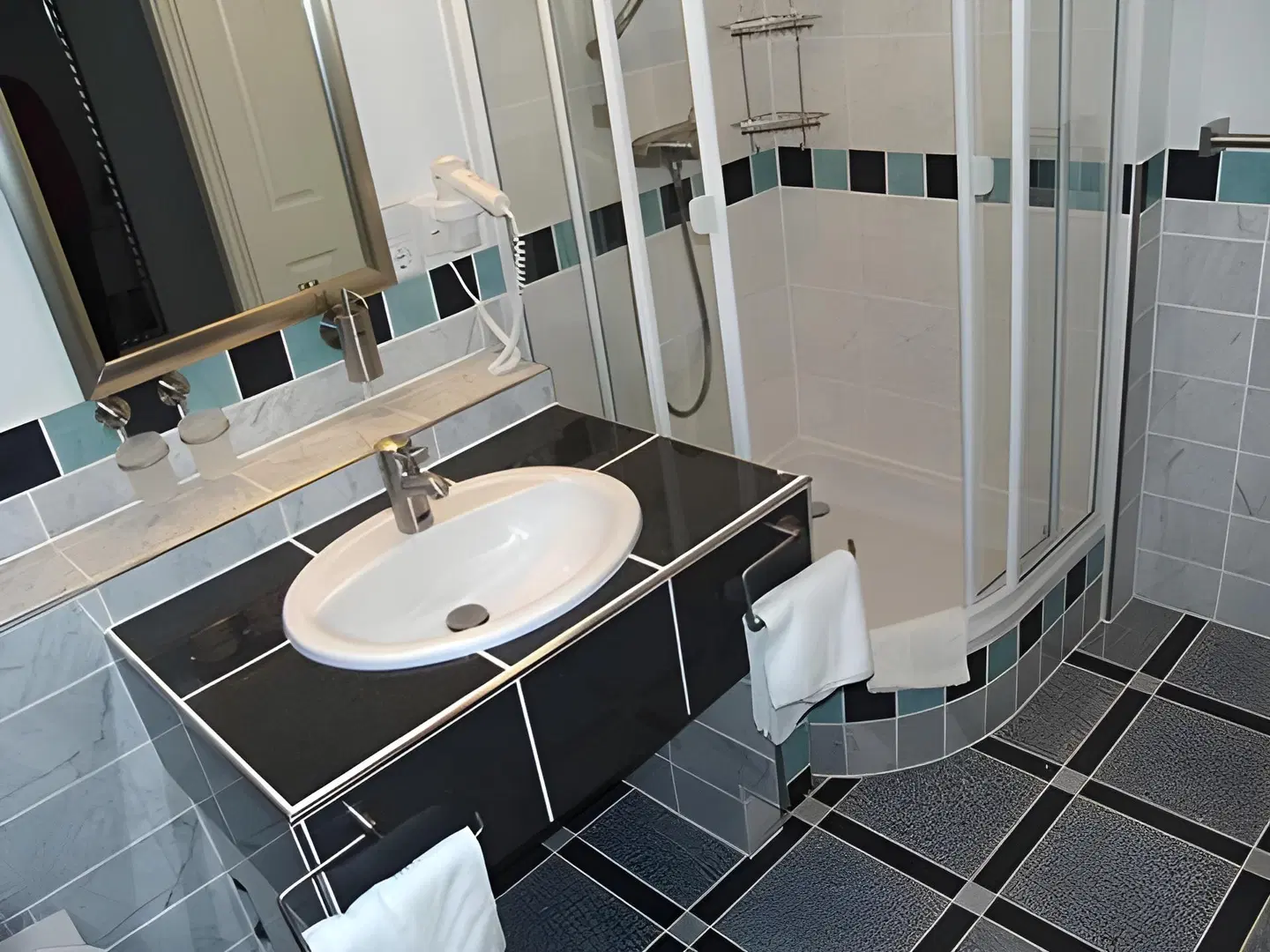 Forsthaus Remstecken Badezimmer