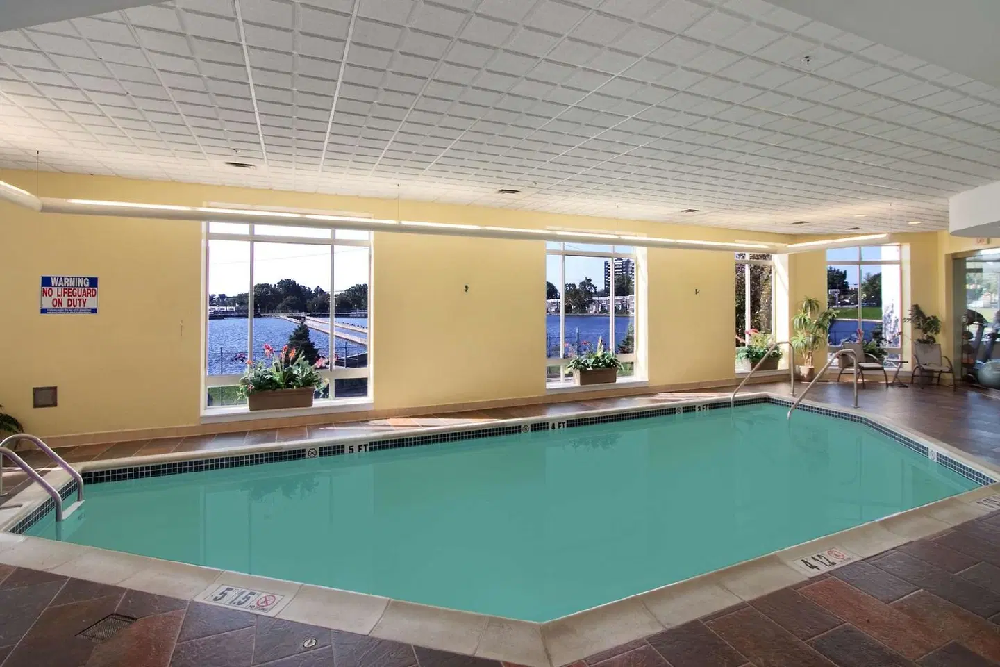 Homewood Suites by Hilton Philadelphia-City Avenue Hallenbad