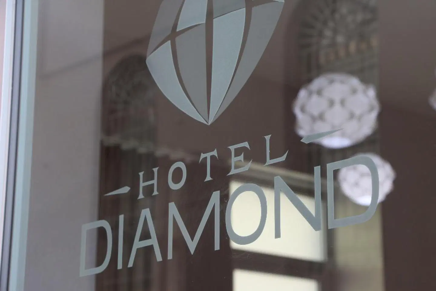 Diamond EXTERIOR