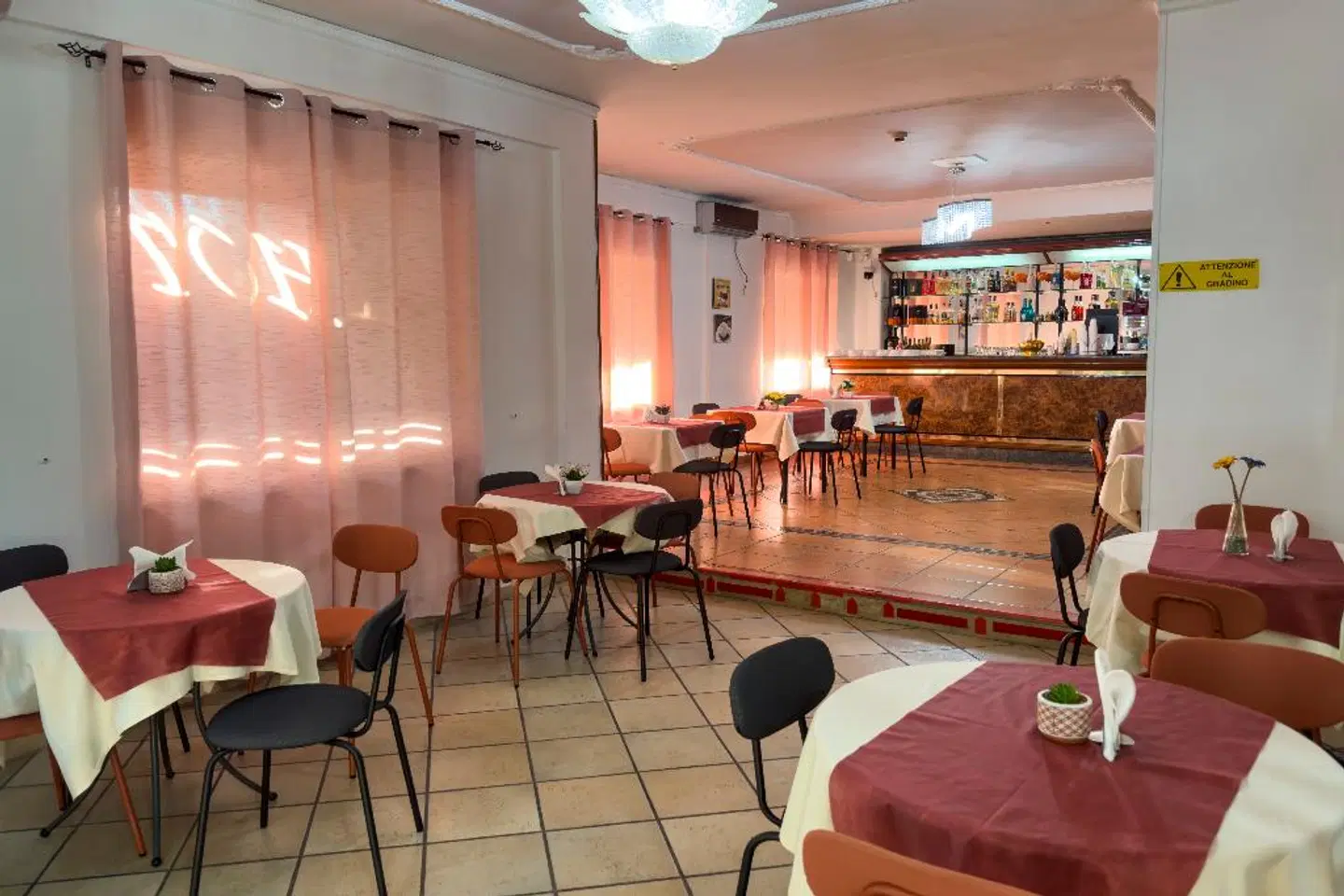 Hotel Martini Bar