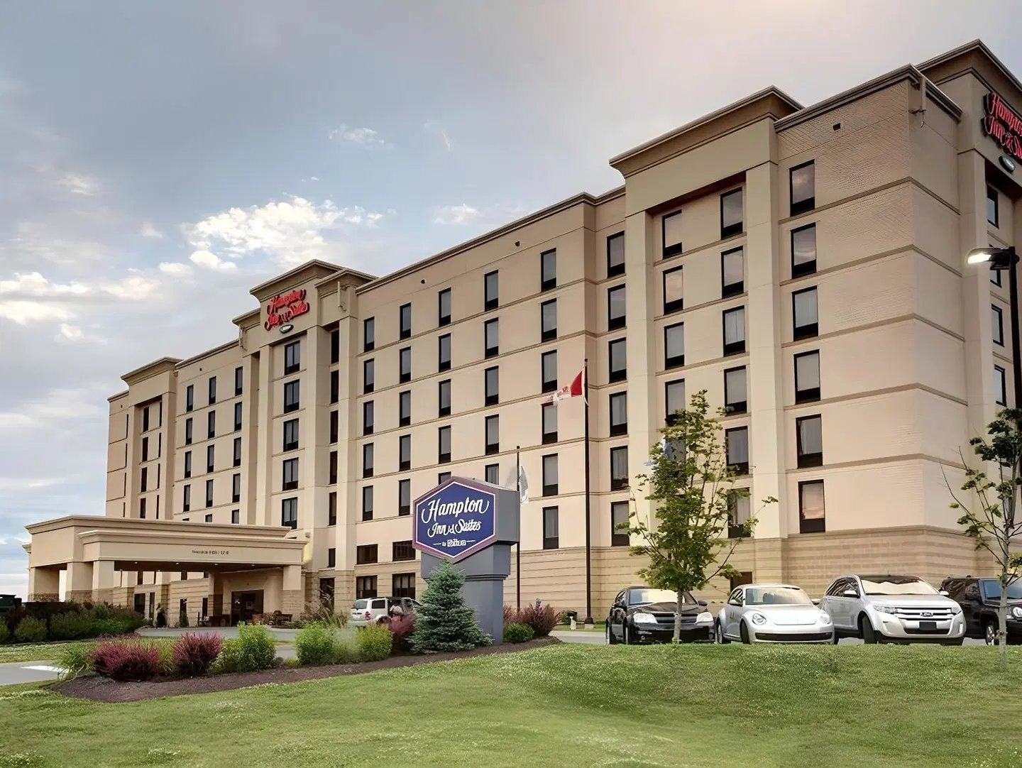 Hampton Inn & Suites by Hilton Halifax - Dartmouth EXTERIOR