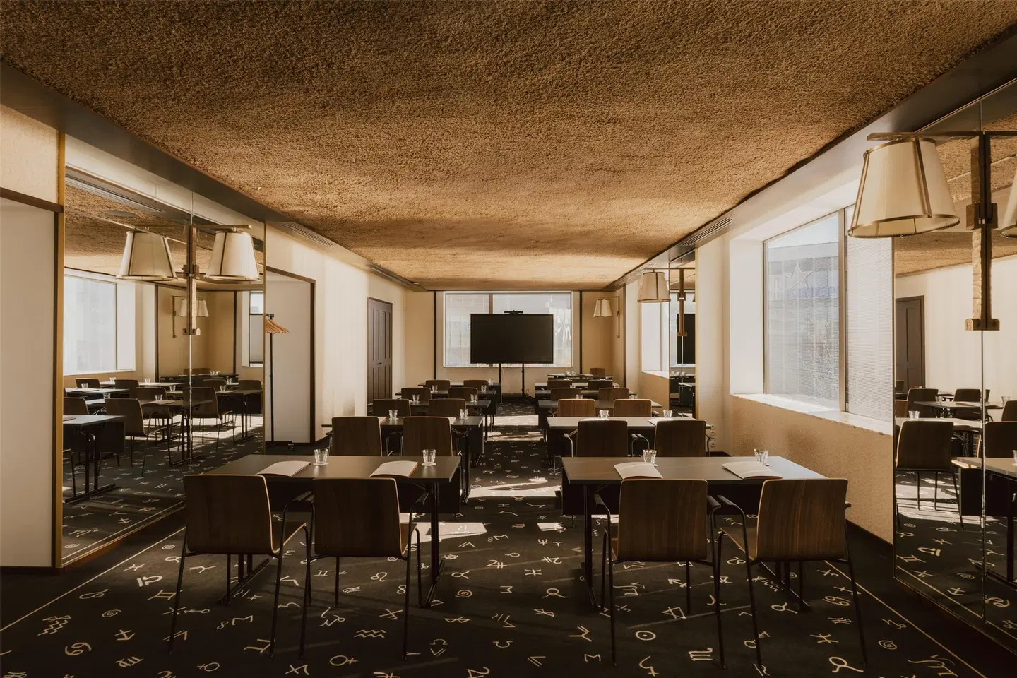 Maison Heler Metz, Curio Collection By Hilton Konferenz