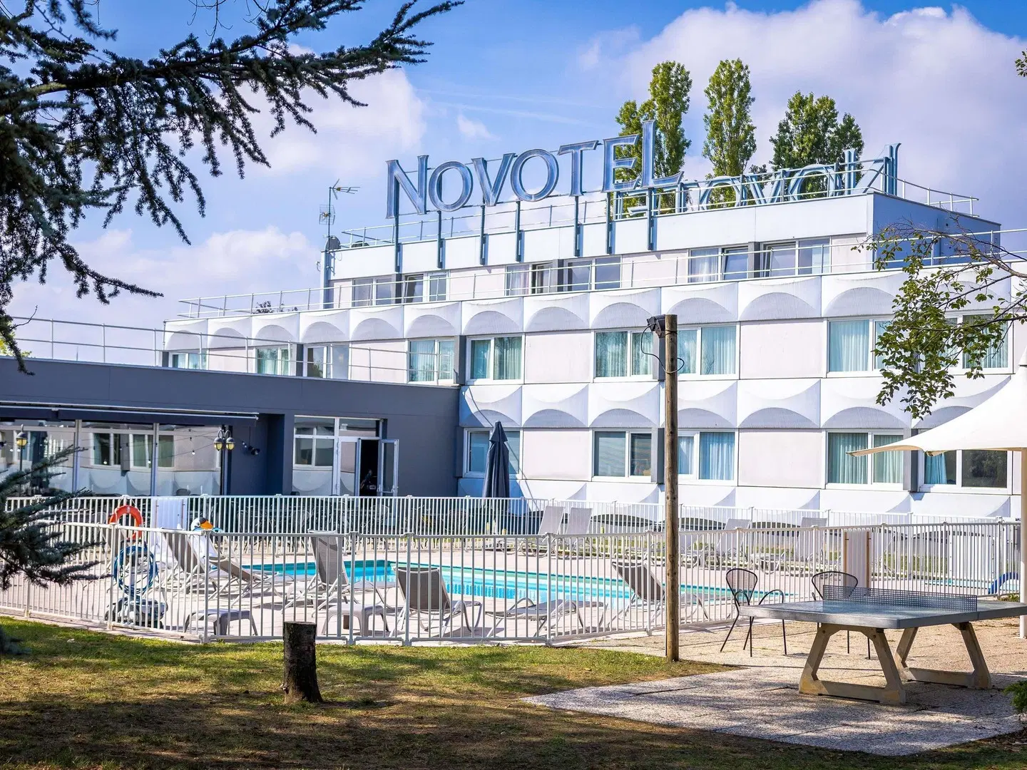 Novotel Mulhouse Bâle Fribourg Hotel EXTERIOR