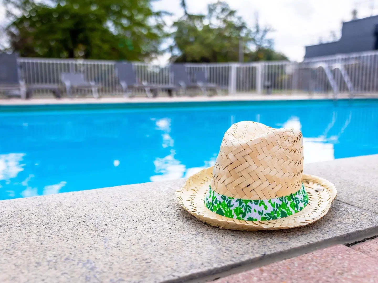 Novotel Mulhouse Bâle Fribourg Hotel OUTDOOR_POOL