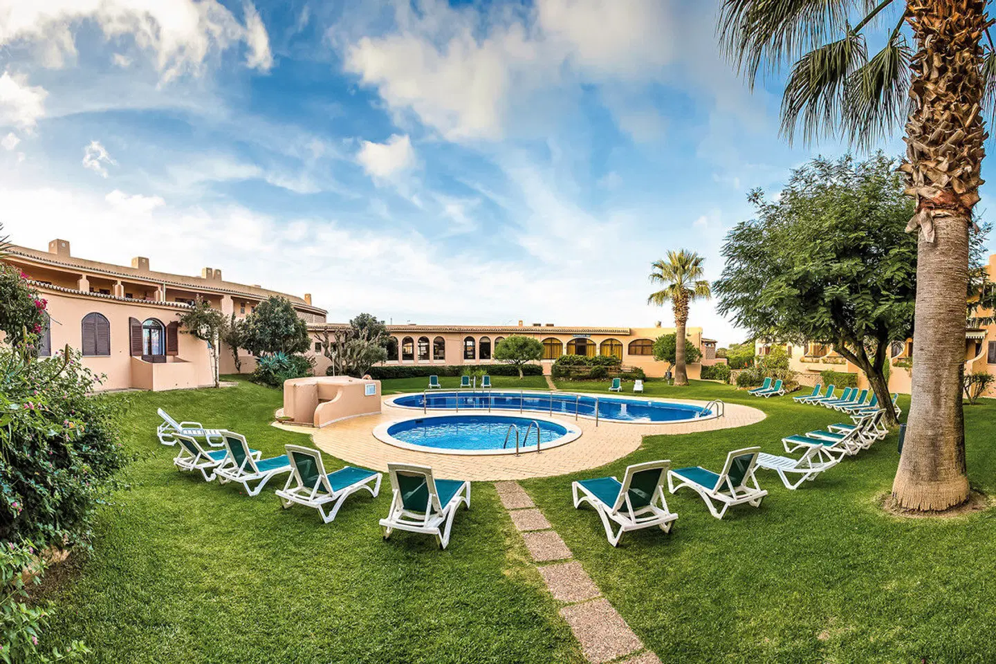 Clube Maria Luísa OUTDOOR_POOL