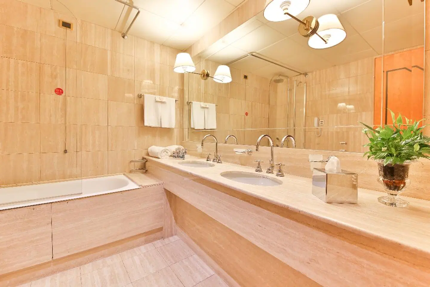 Hotel Leon d'Oro Badezimmer