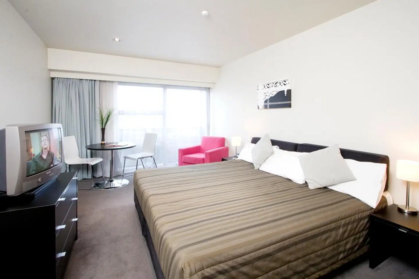 Quest Ponsonby ROOM_EXAMPLE