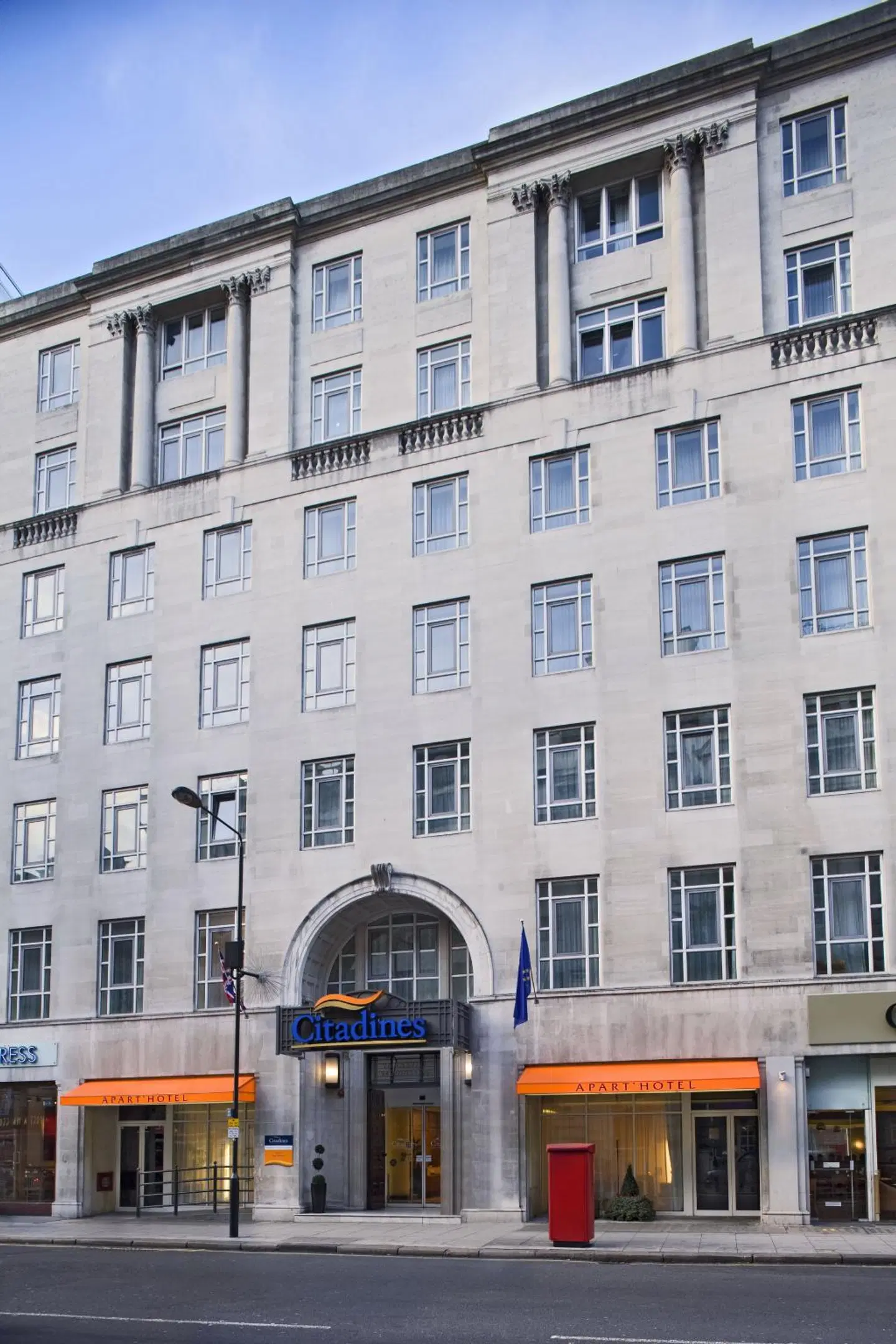 Citadines Holborn-Covent Garden London EXTERIOR