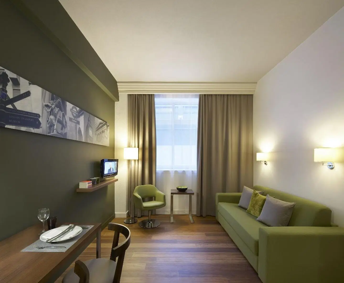 Citadines Holborn-Covent Garden London ROOM_EXAMPLE