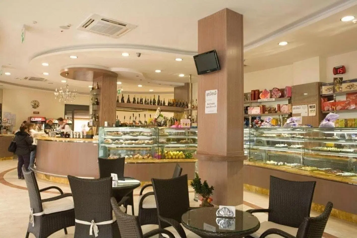 Premiere Bar