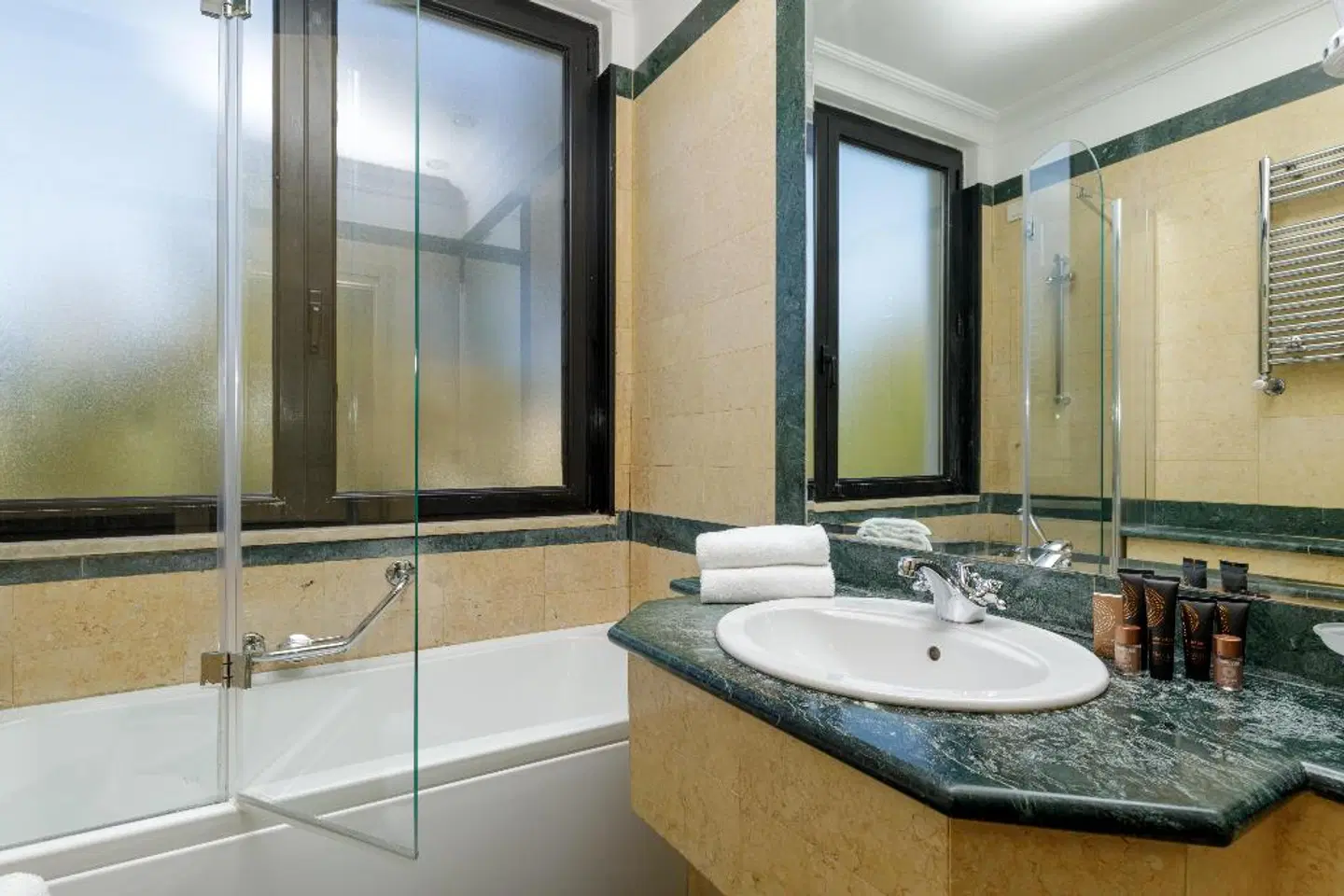 Donna Laura Palace Badezimmer