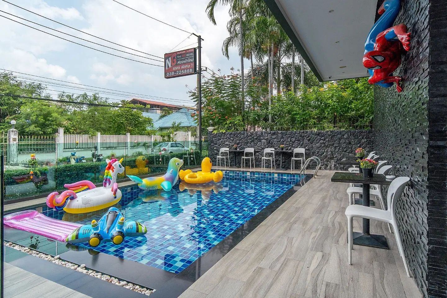 the NG hotel OUTDOOR_POOL