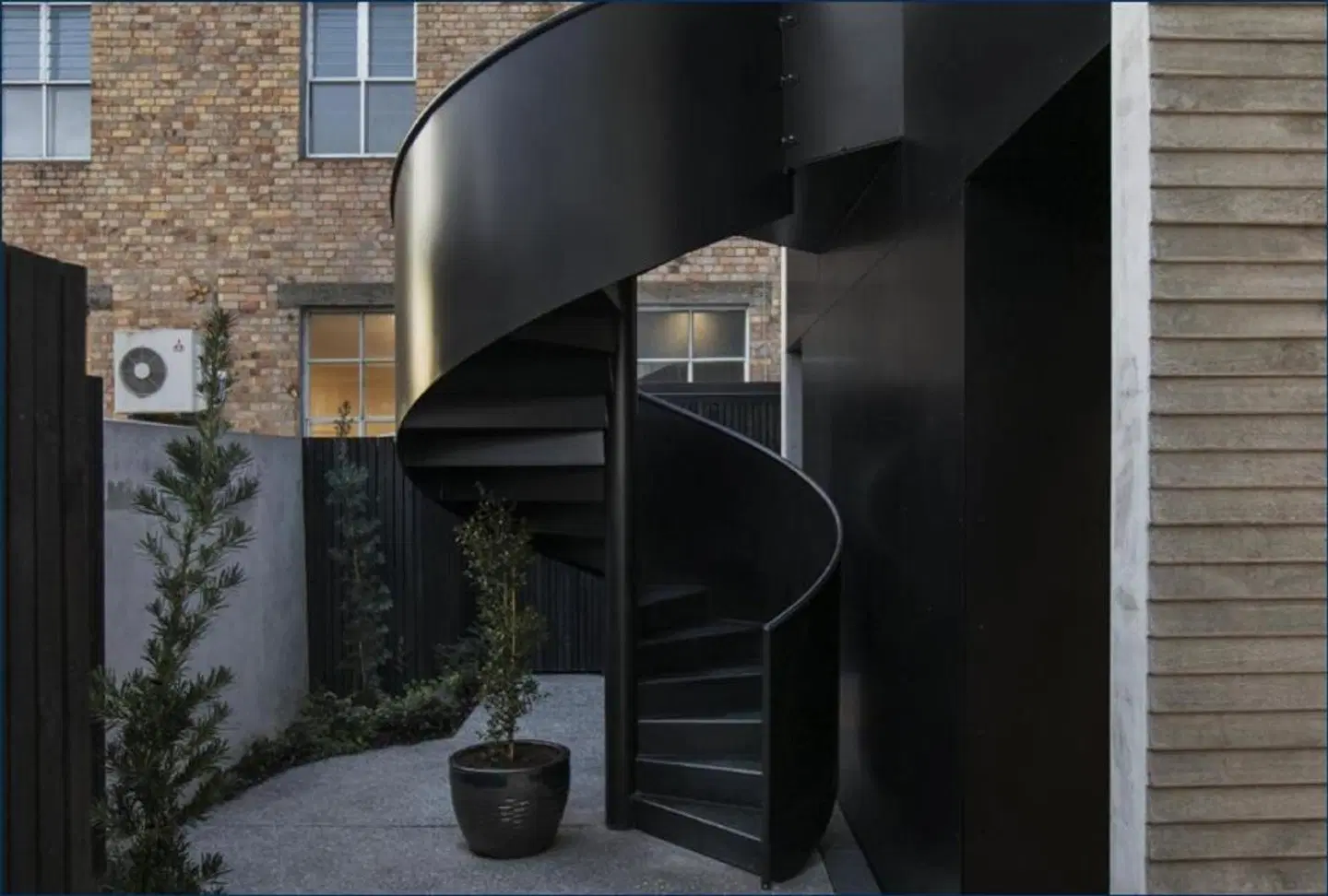 Hotel Fitzroy curated by Fable EXTERIOR