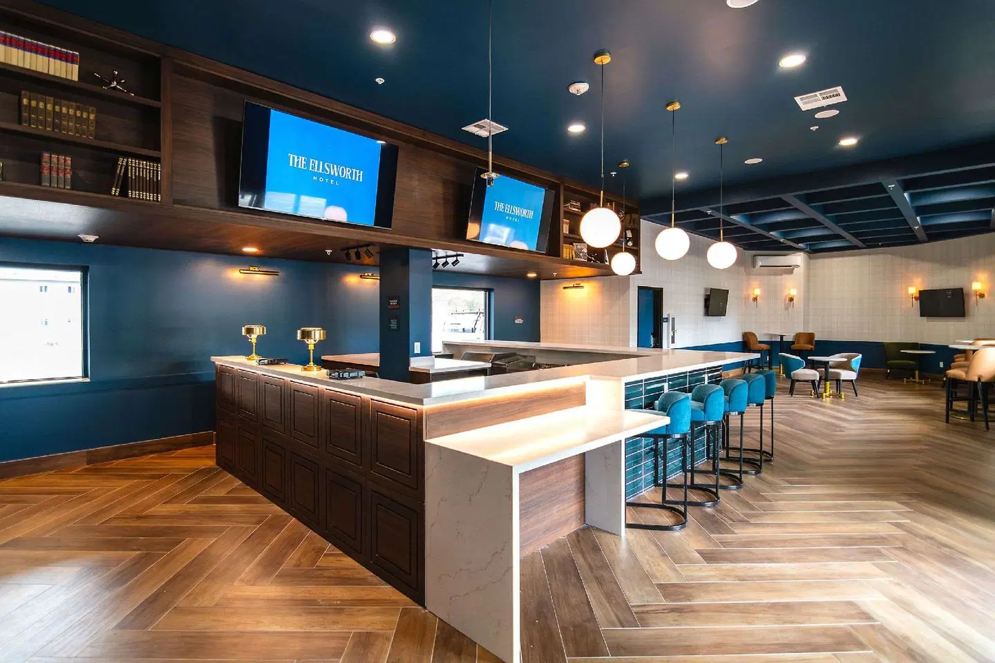 The Ellsworth Hotel, Ascend Hotel Collection Bar