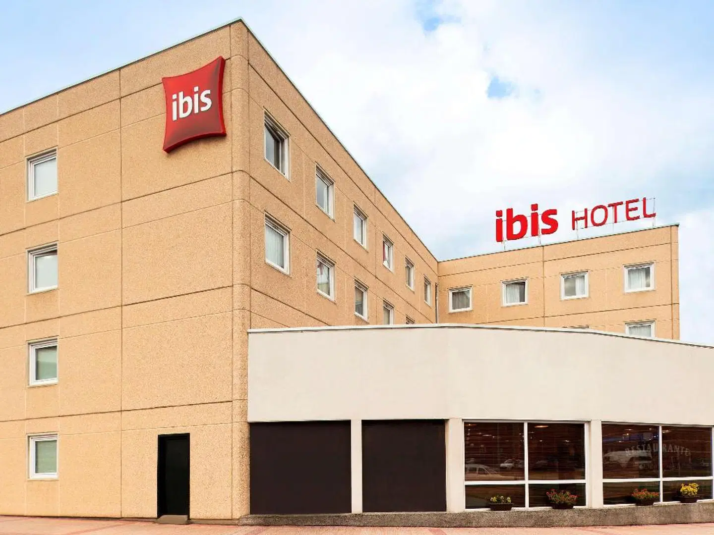 ibis Bilbao Barakaldo EXTERIOR