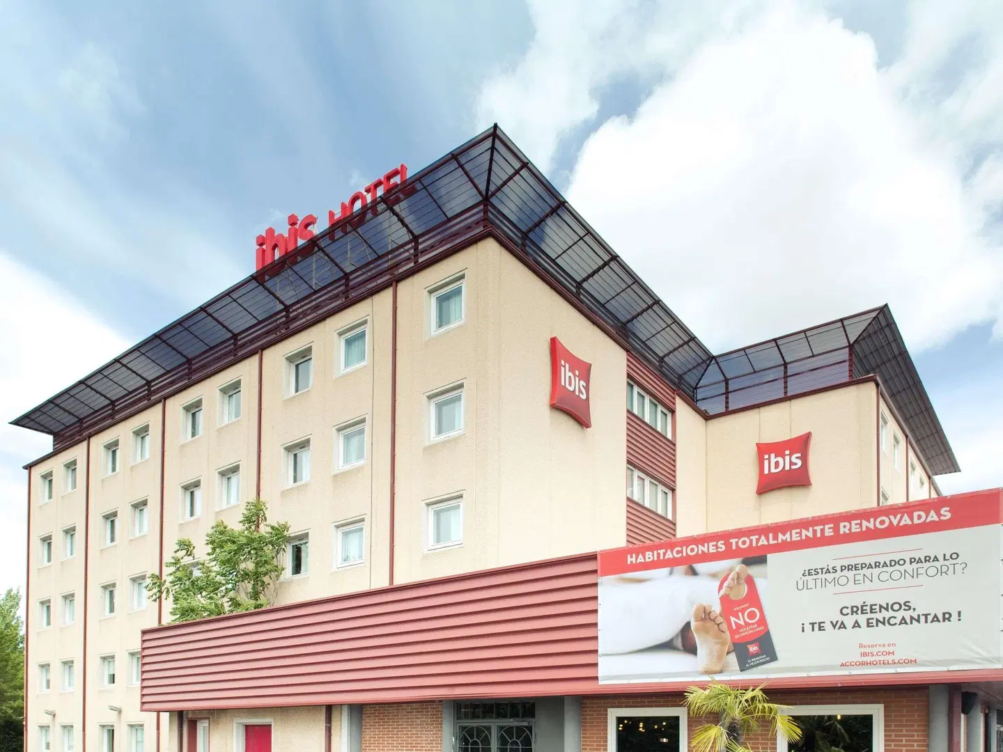 ibis Madrid Fuenlabrada EXTERIOR