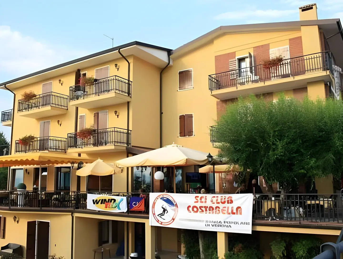 Costabella EXTERIOR