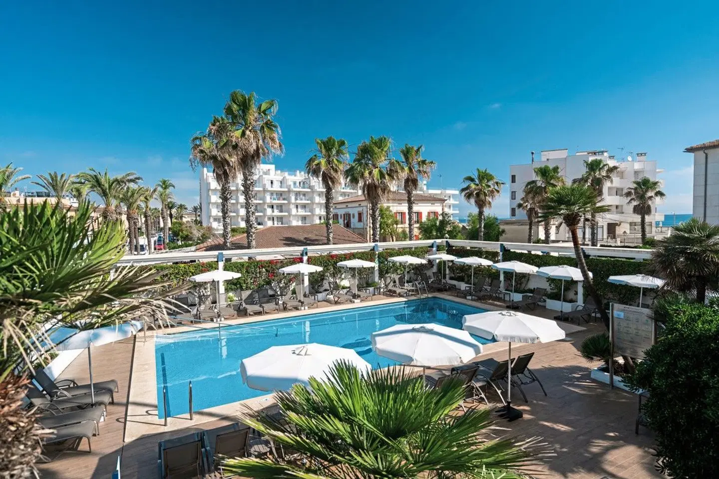 THB Gran Playa OUTDOOR_POOL