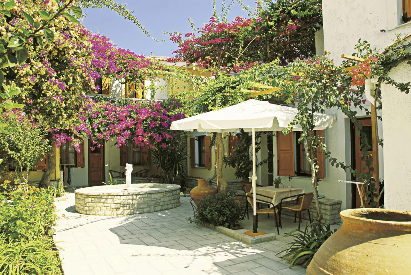 Olympia Village Terrasse