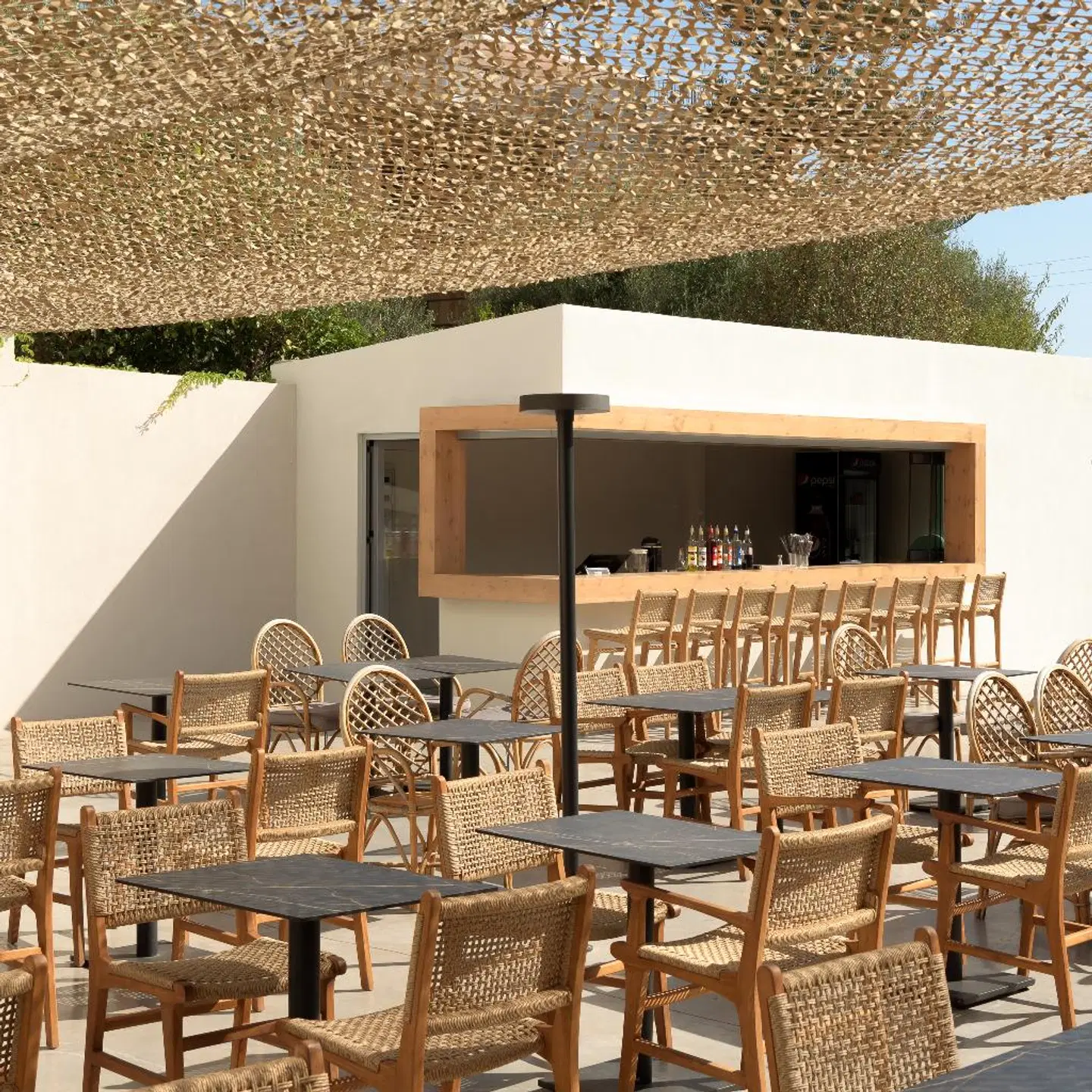 Sergios Hotel Bar