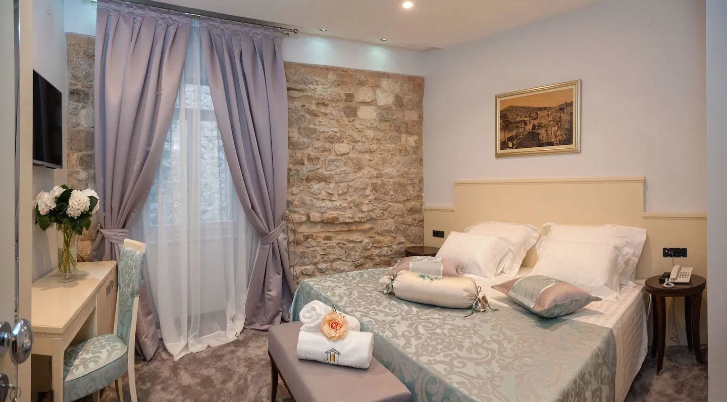Heritage Hotel Antique Split ROOM_EXAMPLE