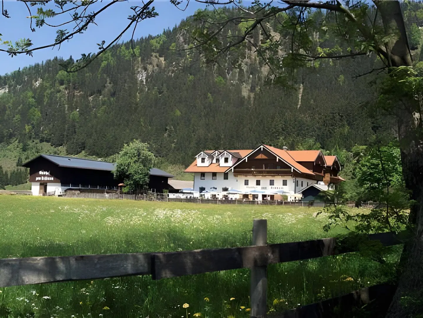 Gutshof zum Schluxen Garten