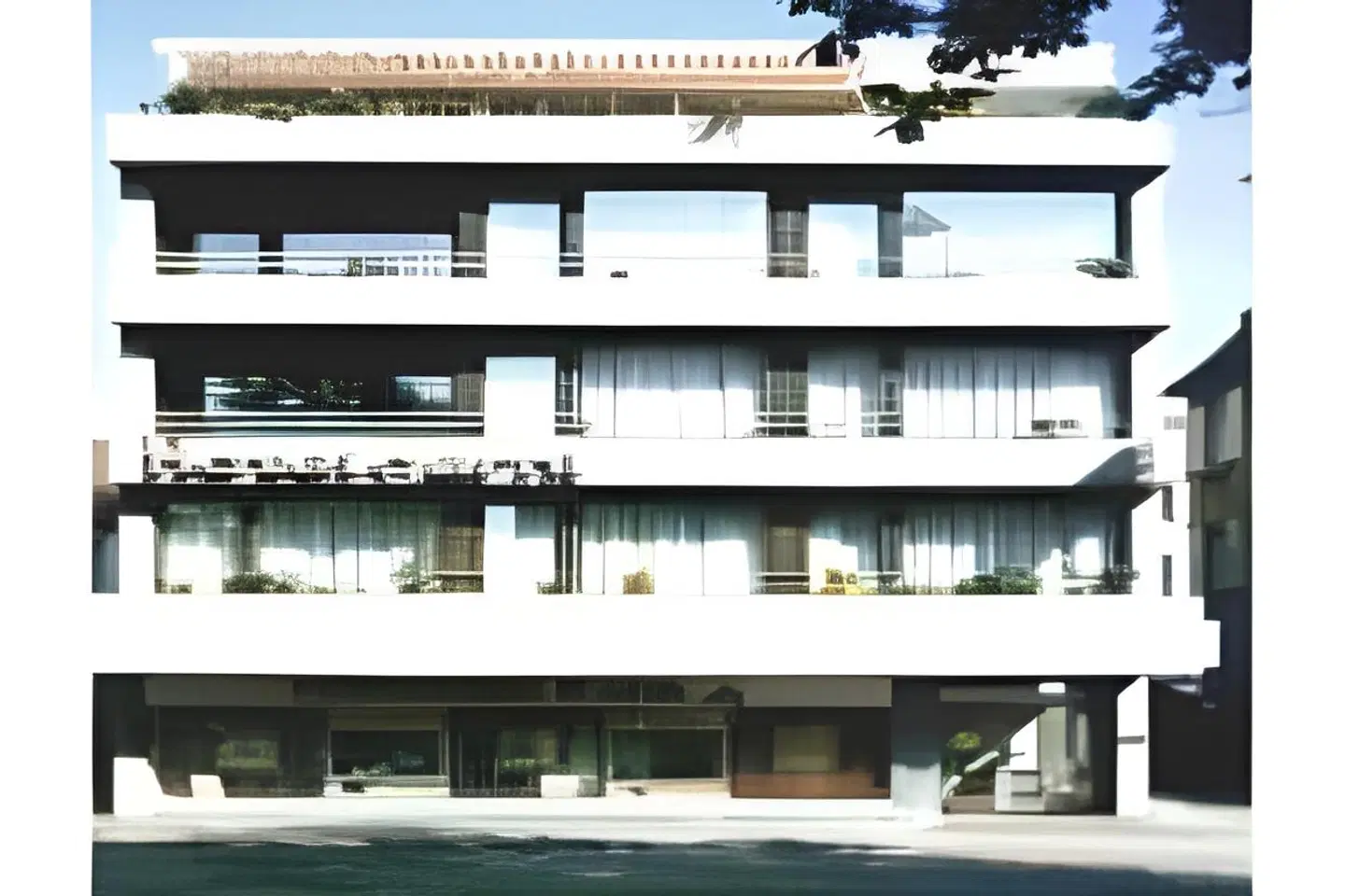 Alpha EXTERIOR