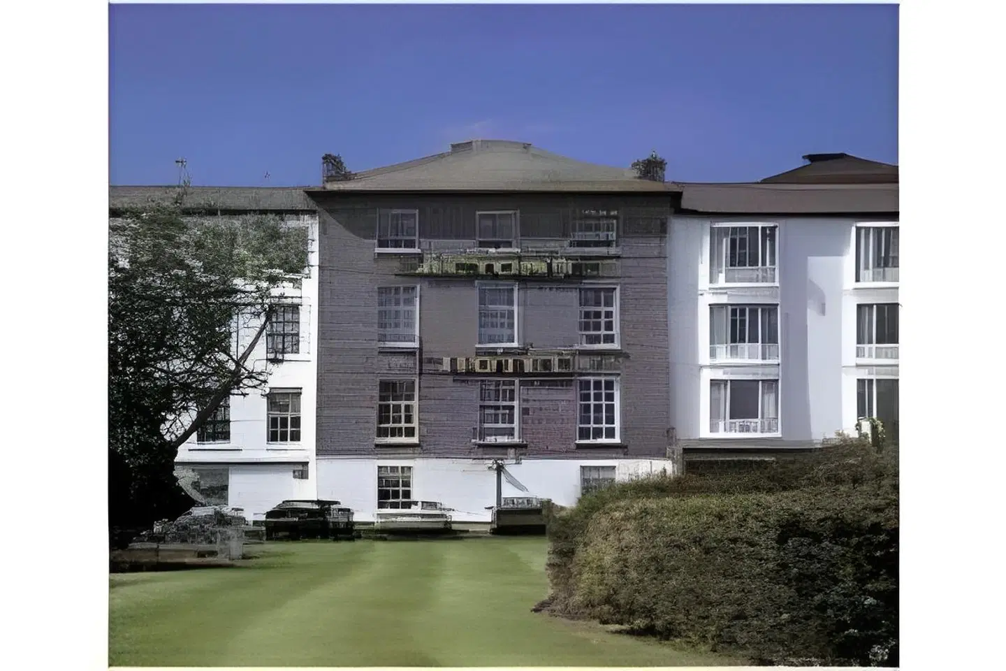 Actons Hotel EXTERIOR