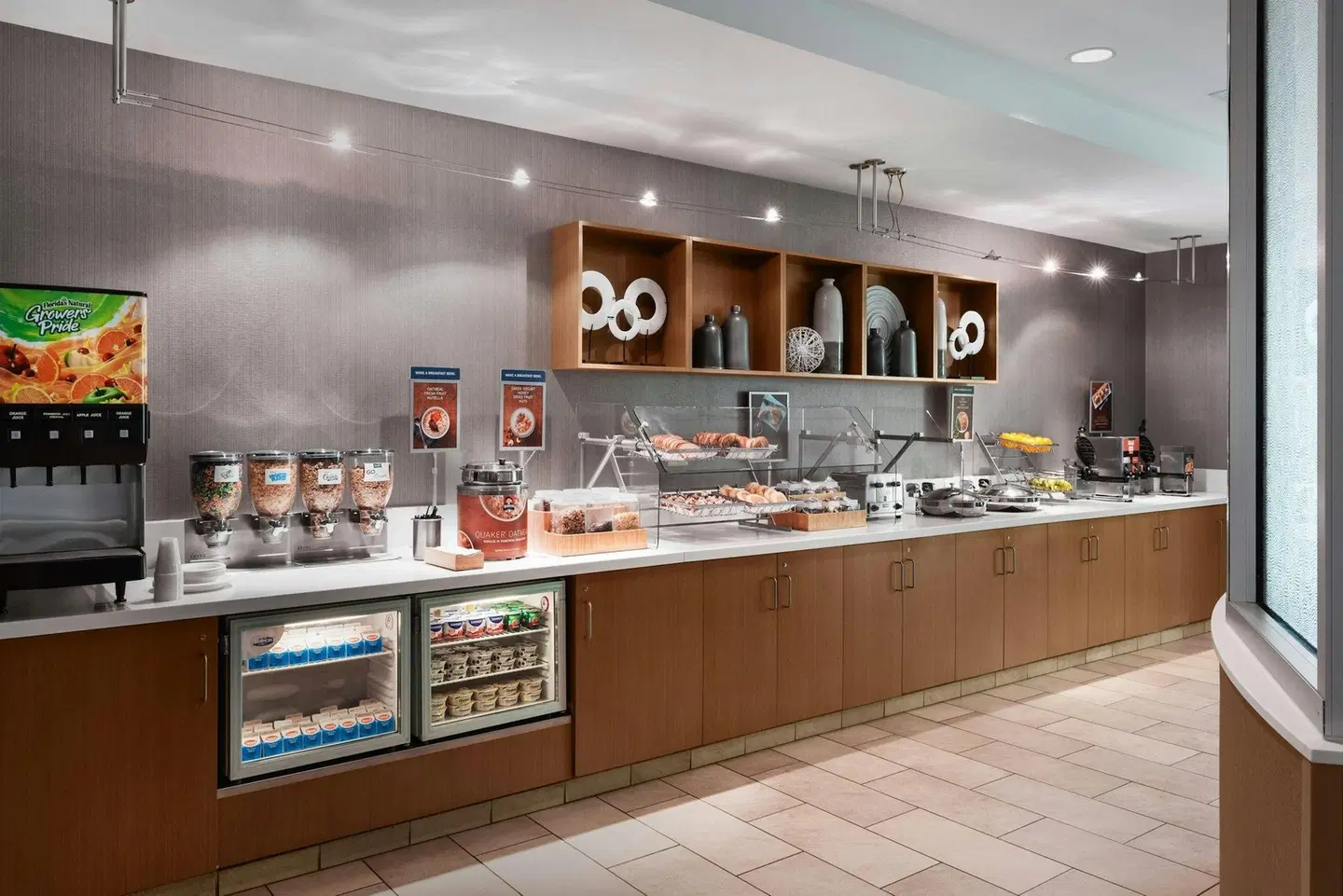 SpringHill Suites by Marriott Syracuse Carrier Circle Restaurant